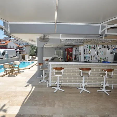 Hotel apartamentowy Defne & Zevkim Marmaris