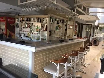 Defne & Zevkim Hotel apartamentowy